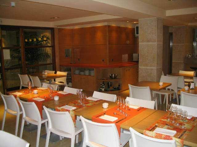 Hotel Estel Berga Zewnętrze zdjęcie